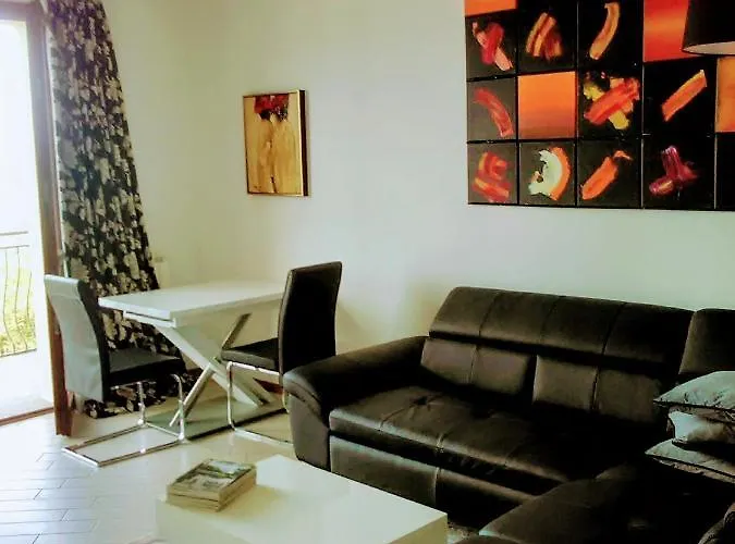 Relax * 斯特雷萨